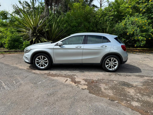 Mercedes-Benz Classe GLA 1.6 Advance Turbo 5p
