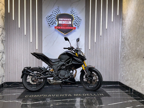Victory Venom 250
