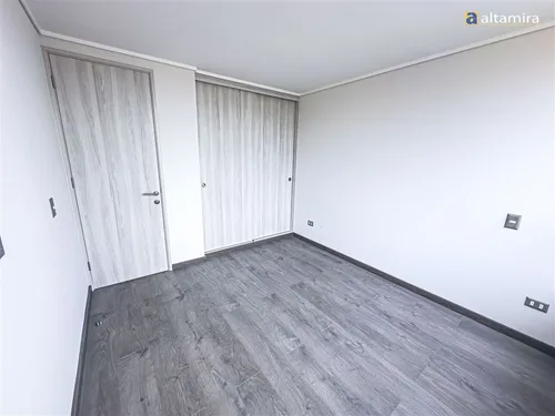Departamento En Arriendo De 2 Dorm. En Iquique