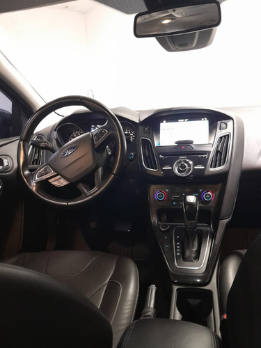 Ford Focus III 2.0 Sedan Titanium At6