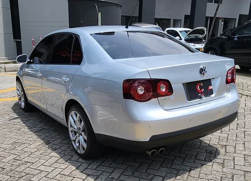 Volkswagen Bora 2.5 Style Active