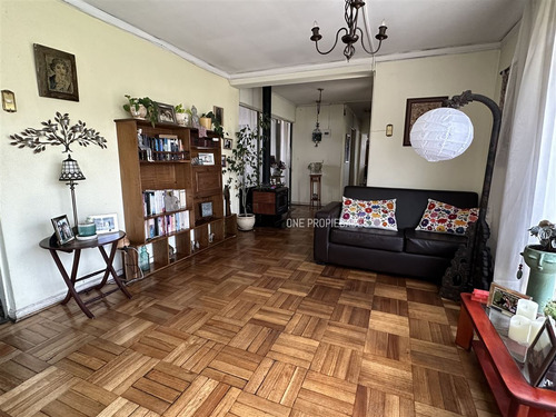 Ideal Para Remodelar/ Apumanque/ 4d3b/las Condes/oneprop.cl