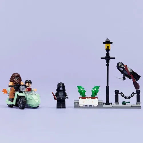 LEGO® Hagrid e Harry: Fuja da Rua dos Alfeneiros 76459