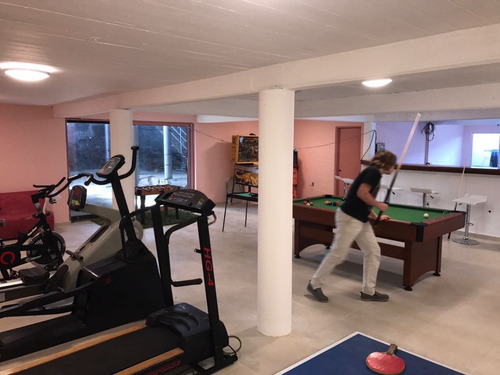 Alquilo Piriapolis Lindos Aptos De 1 Y 2 Dormitorios Sobre La Arena Rodeado De Palmeras Piscina Cerrada 38 Grados Sala De Juegos Un Lugar Unico En Piripolis Sobre La Playa