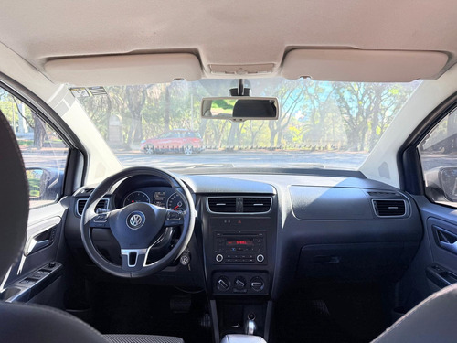 Volkswagen Suran 1.6 Imotion Highline 11c