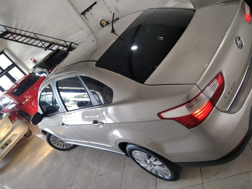 Fiat Grand Siena 1.6 16v Essence