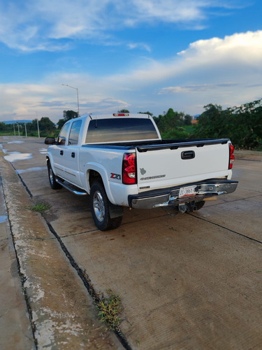 Chevrolet Silverado 5.4 2500 Cab Dob Ls On Star 4x4 At