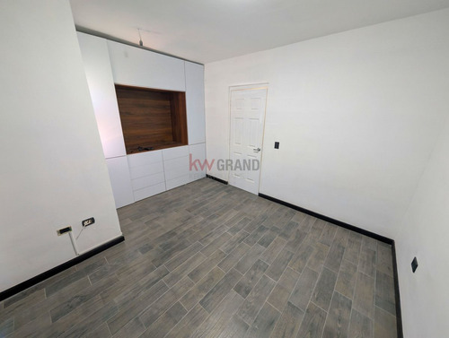 Casa En Venta En Banus Residencial Santa Cruz De Las Flores
