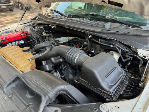 Ford F-150 5.0l Doble Cabina V8 4x4 At