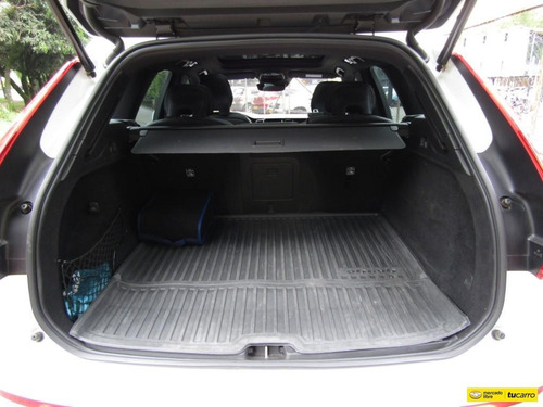 Volvo Xc60 R-desing 2000 Cc At 4x4 T