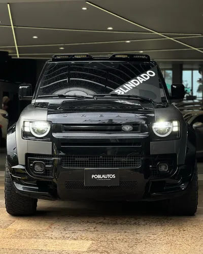 Land Rover Defender X-dinamic P400 2023 B2+