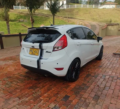 Ford Fiesta 1.6 Hatchback