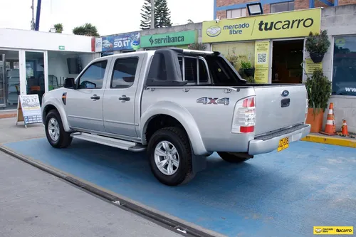 Ford Ranger 2.6 4x4 2011