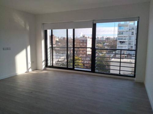Imagen 4 de 18 de Monoambiente Con Amenities, Nuevo, Bv Artigas Y Maldonado, Piscina, Gim, Barbacoa, Renta !!