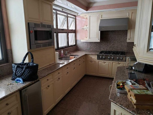 Imagen 13 de 14 de Venta De Apartamento De 414 M2 En Maresias, Paitilla 21-6456