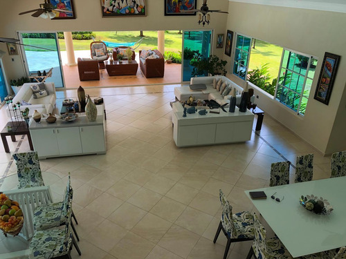 Renta De Villa: Casa De Campo, 5 Dormitorios, Playa - 12 Min A Pie