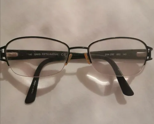 Lentes finos sale