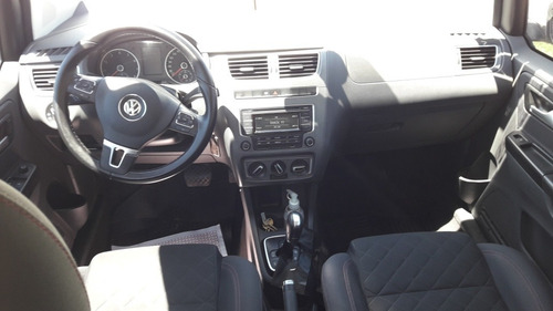 Volkswagen Suran 1.6 Imotion Highline 110cv 2014
