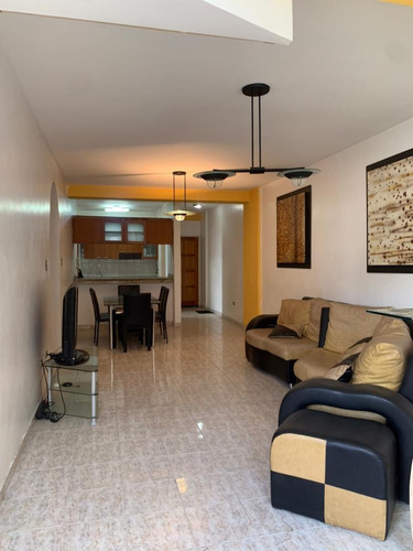 Apartamento En Res Magnolia Plaza Cod. India-1798