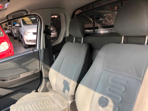 Imagem 10 de 11 de Chevrolet Montana 2013 1.4 Ls Econoflex 2p