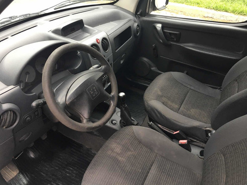 Imagen 12 de 14 de Peugeot Partner 2011 1.6 Hdi Furgon Confort
