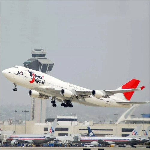 Imagen 8 de 10 de Latam, Avion Boeing 787, Esc 1:400 100% Metálico + 2do Avión