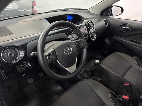 Toyota Etios 1.5 X 6mt My19