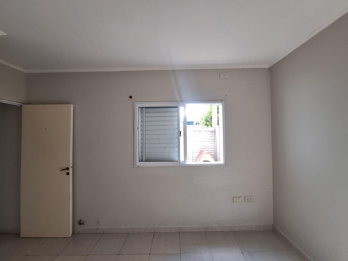 Departamento En Barrio La Cañada