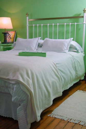 Imagen 11 de 12 de Uriarte Al 1900 Entre Nicaragua Y Soler, Palermo. Casa De 3 Plantas. 5 Ambientes. 4 Dormitorios, 2 En Suite. Superficie 170 M2. Pileta En La Parte Trasera De La Casa. 2 Cocheras. Dependencias