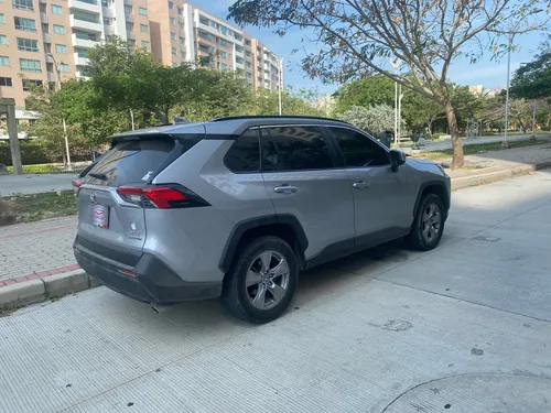 Toyota RAV4 2.5 Xle Hev 4X4 Cvt