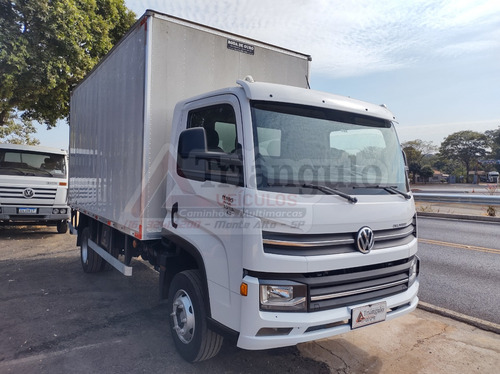 Vw 11180 Delivery Prime 2022 Com Bau De 4,80 Mtrs Isolado