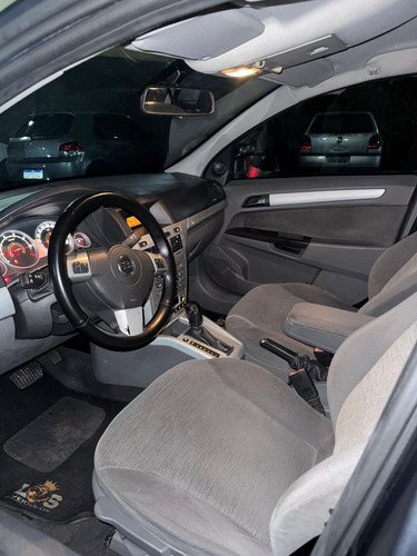 Chevrolet Vectra 2.0 Elegance Flex Power Aut. 4p