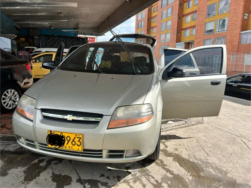 Chevrolet Aveo 1.4 Five