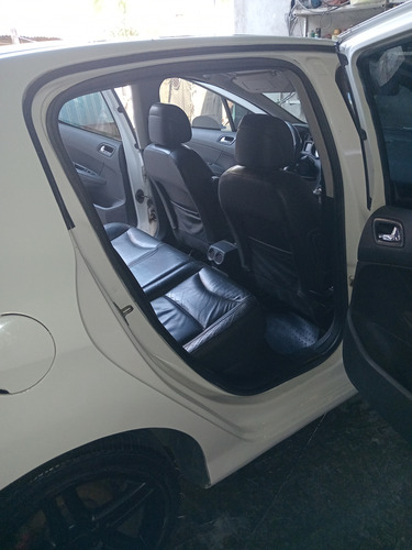 Peugeot 308 2.0 Feline 143cv