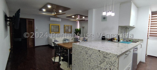 Fina Barro Vende Apartamento En Los Palos Grandes 24-21356 Yf