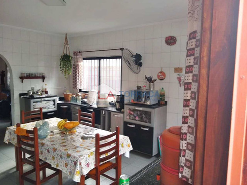 Imagem 8 de 16 de Ref. 13965 - Casa Isolada - Edícula - 2 Dormitórios - Ocian - V13965