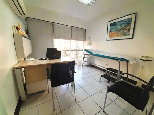 Centro Médico Odontológico Con 7 Privados En Venta Santiago