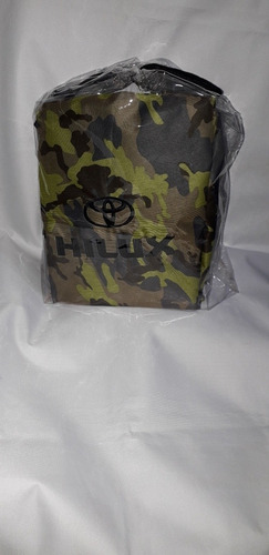 Imagen 10 de 10 de Forros Asientos Impermeable Camuflaje Hilux Kavak Disponible