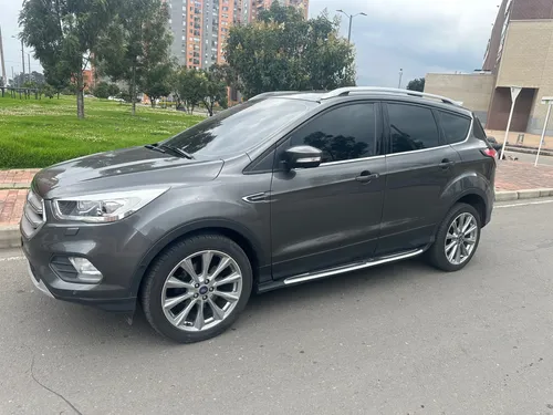 Ford Escape 2.0 Titanium