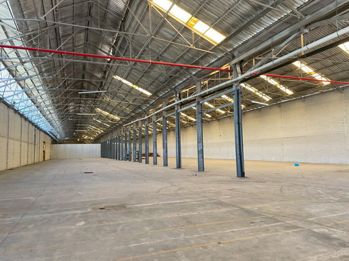 Depósito En Centro Logístio Avellaneda