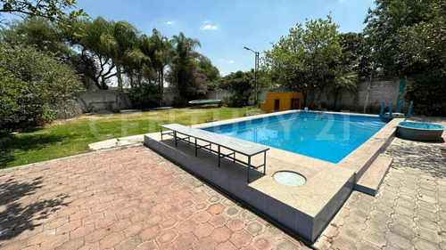 Casa En Venta, Jardines De La Calera, Tlajomulco De Zúñiga, Jalisco