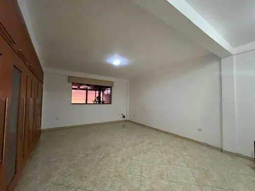 Se Vende Casa 220m2. Guatire.