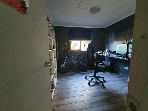 Casa Con Terreno De 330 M2,en Sector Residencial