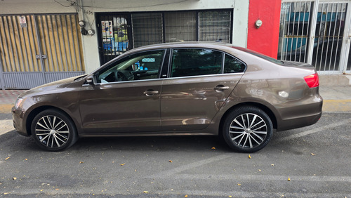 Volkswagen Jetta 2.5 Bicentenario Tiptronic At