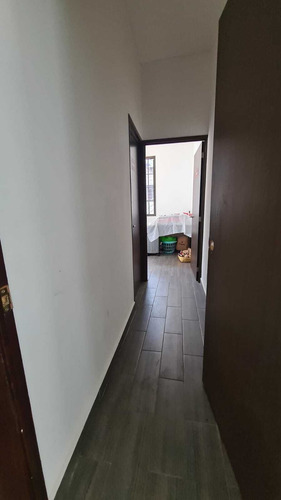 Terreno Con Uso De Suelo Z En Del Valle Centro