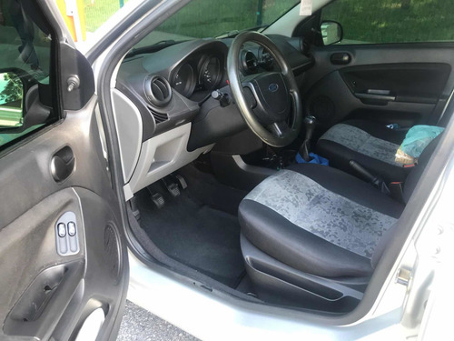 Ford Fiesta Sedan 2008 1.0 Flex 4p