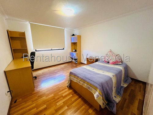 Apartamento En Colinas Dela Tahona Mls #25-12860 Yoselin Vazquez