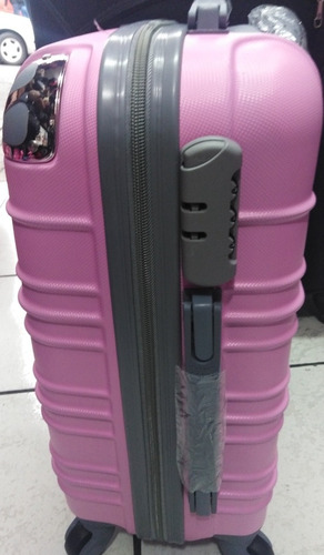 Maleta De Viaje Plástico De Mano Medida 50x35x20 De 10 Kilos