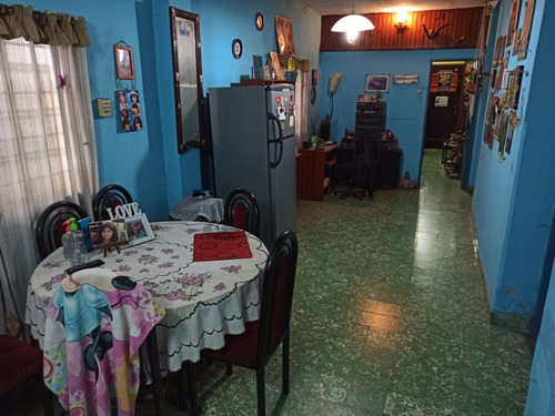 Casa De 4 Ambientes Más Casa De 3 Ambientes Isidro Casanova
