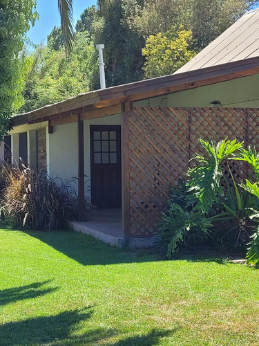 Casona Con Gran Sitio Urbano